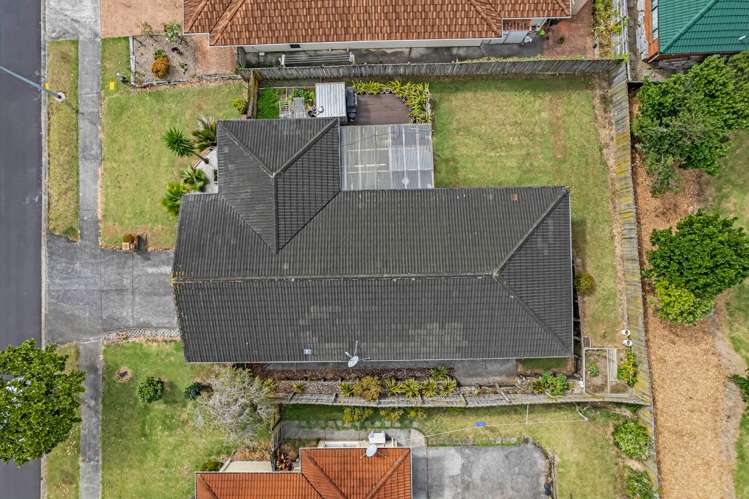 24 Nuneaton Drive Flat Bush_29