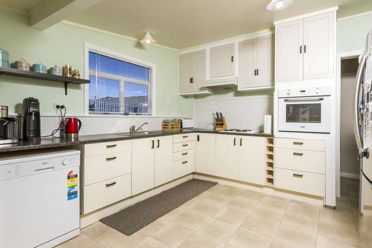 84 Whitby Road Wakefield_11