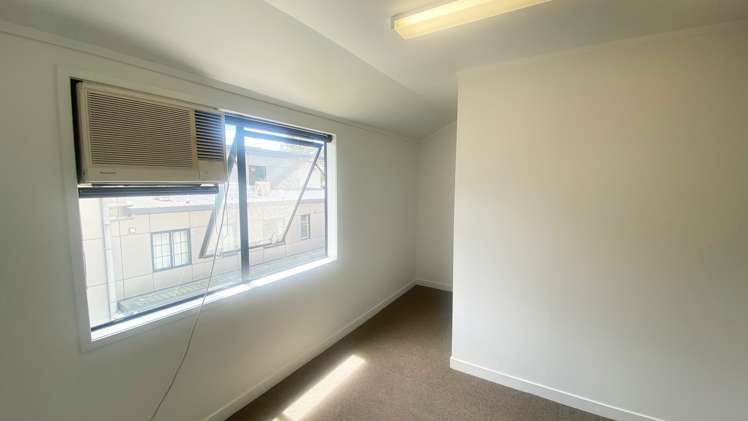 Room 2/36 Cameron Road Tauranga Central_7