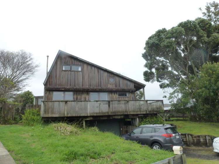 307 Linton Crescent Whangamata_1