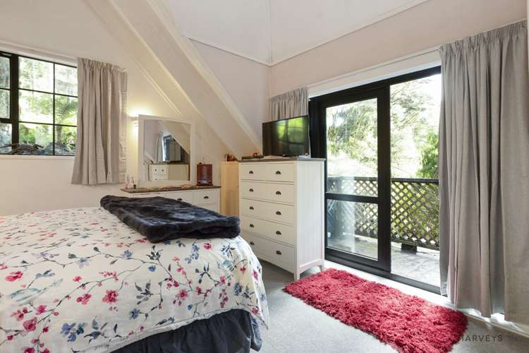 208 Woodlands Park Road Titirangi_8