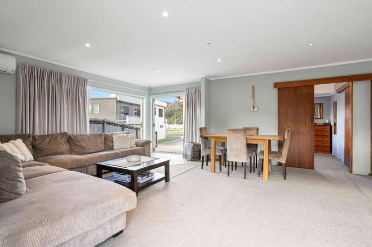 303B Beach Road Whangamata_10
