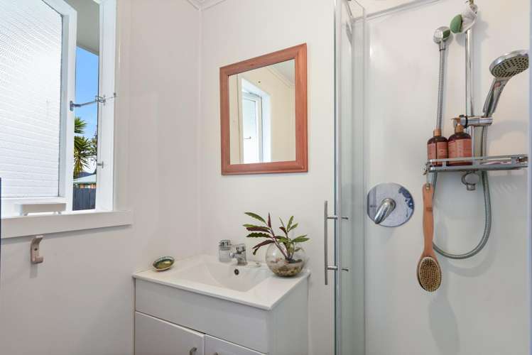 6A Miller Street Glenholme_8