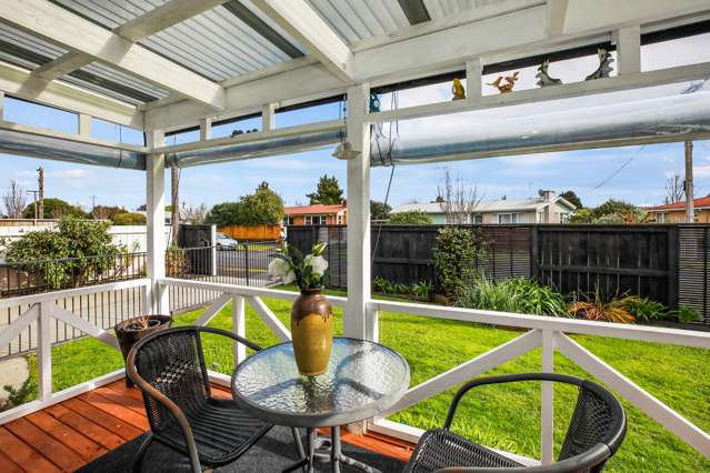 12 Colstone Street Glenview_2