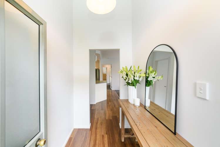 42 Dalfield Place Highbury_8