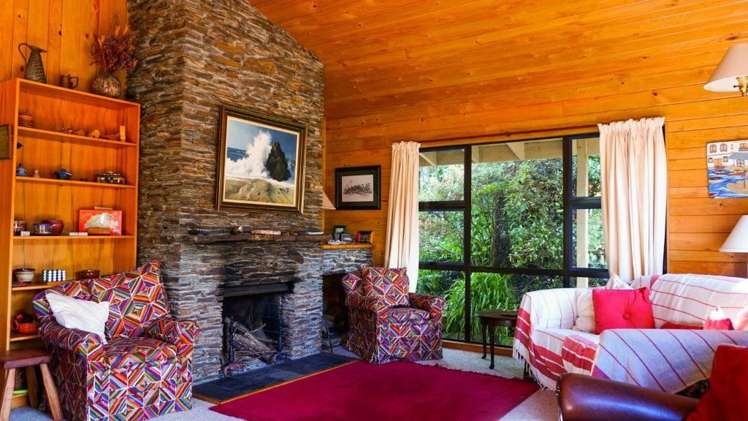 3130 Archers Road Tennyson Inlet_9