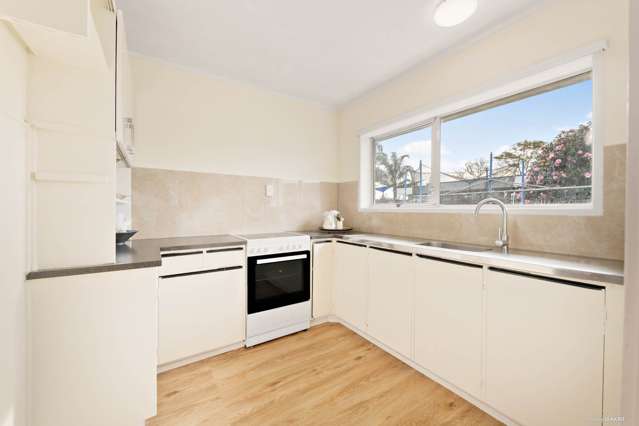 1/126 Clevedon Road Papakura_1