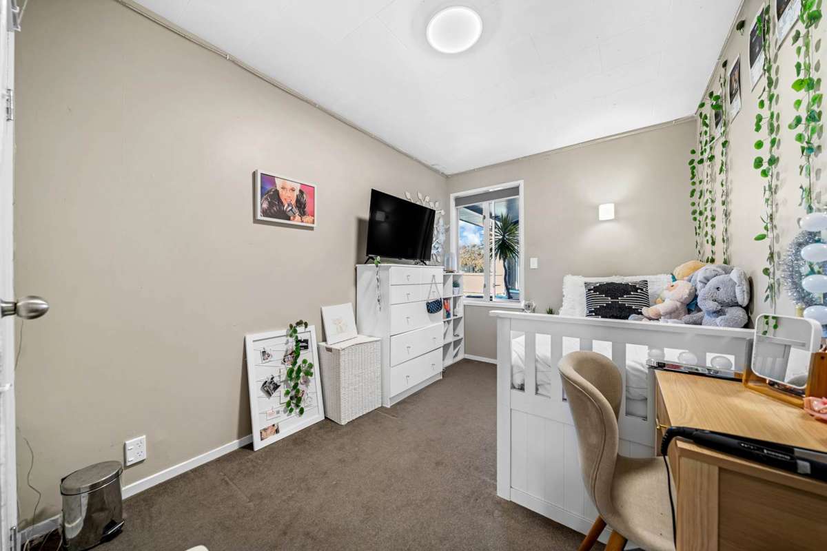 33 Marvon Downs Avenue_5