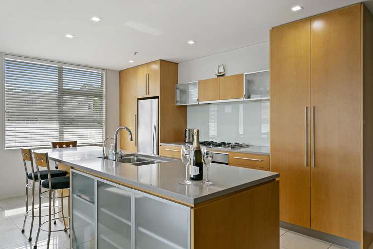 11/2 Lowell Place Waipahihi_11