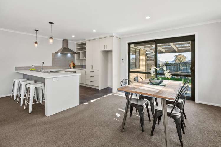 3/94 Lyon Street_5