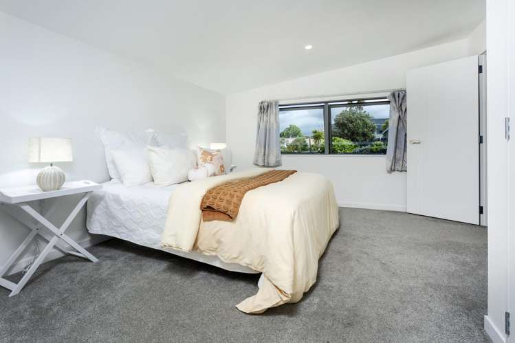 32B Gulf View Road Murrays Bay_12