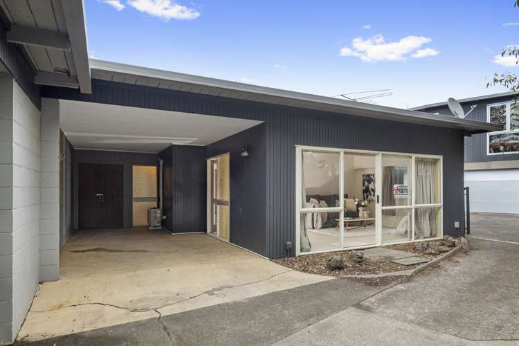 2/16 Rangitoto Terrace Milford_15