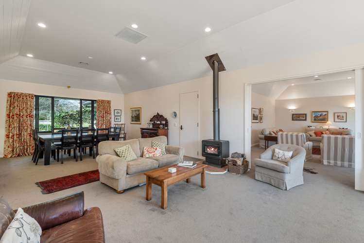 62 Davis Road Lincoln_21