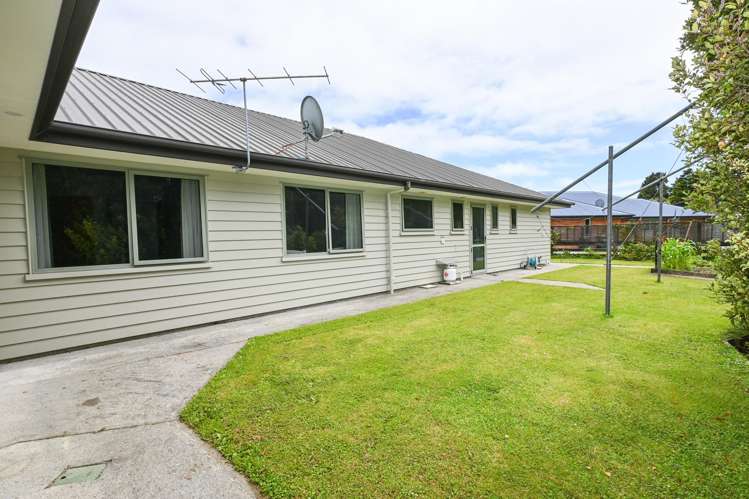 128 Brickfield Road Hokitika_20