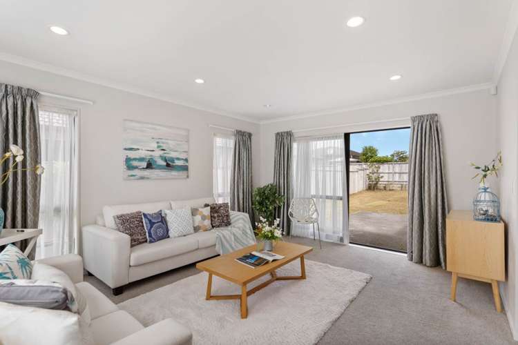 56 Turnberry Drive Wattle Downs_8