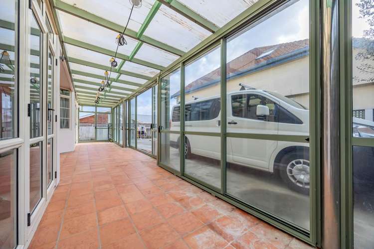 2/4a Bracken Avenue Takapuna_16