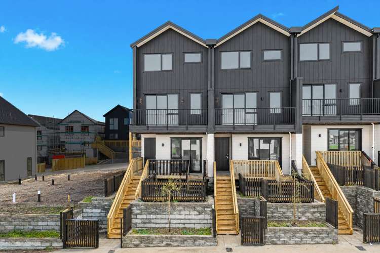 215 & 217 Henwood Road Westgate_17