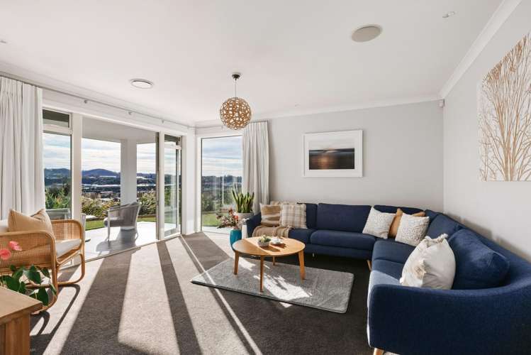 40 Broadwater Close Pyes Pa_17