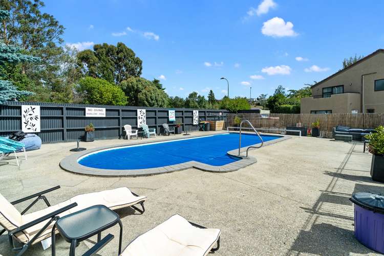 2/10 Macpherson Street Wanaka_10