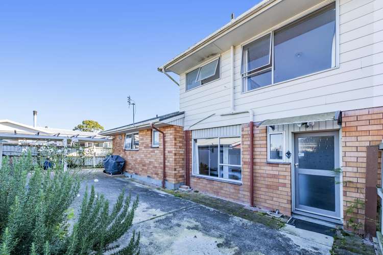 2/20 Penwood Street Russley_18