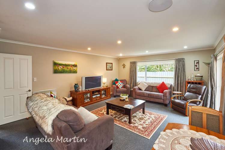 4 Barnes Court Roslyn_4