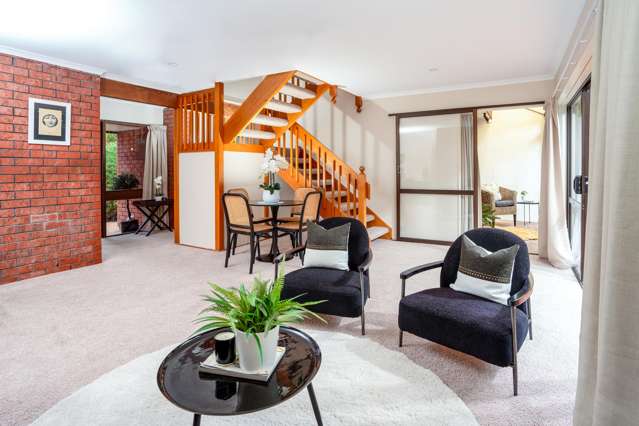 2/136 Karori Road Karori_1