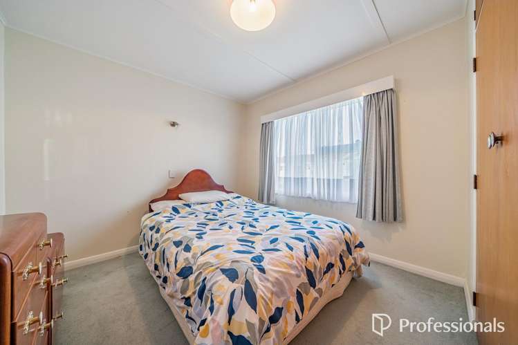 3/1079 High Street Taita_15