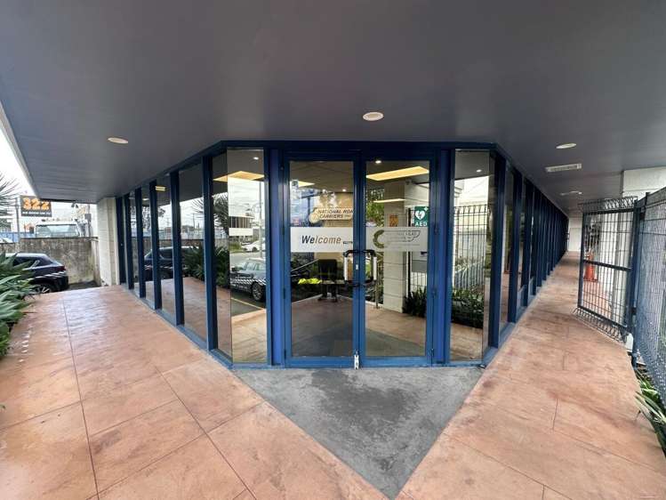 326 Church Street Penrose_1