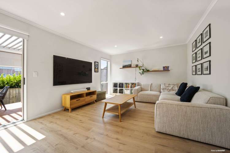 9 Orowaru Avenue Massey_2