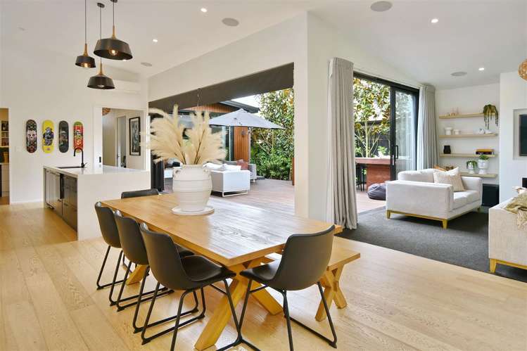 29 Kohunga Crescent Bottle Lake_6