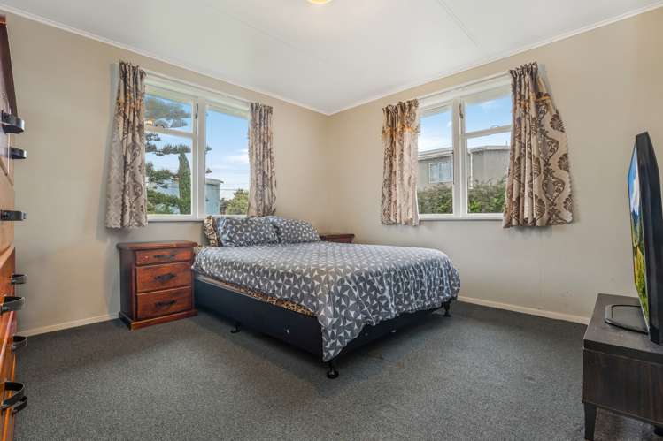 5 Farnborough Crescent Mangere East_2