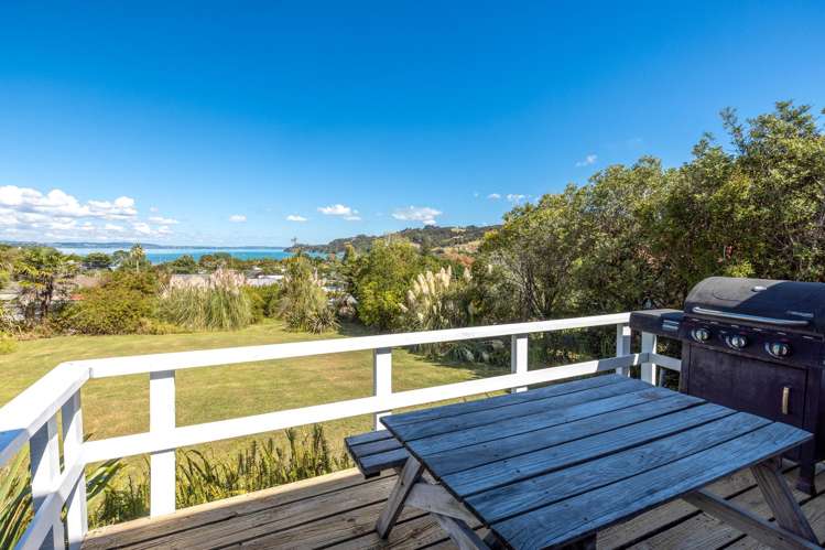152 Ocean View Road Oneroa_21