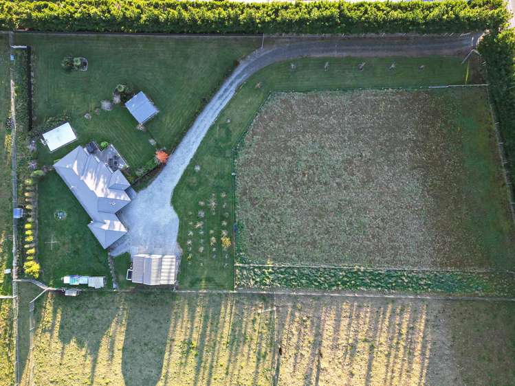 2499 South Eyre Road West Eyreton_25