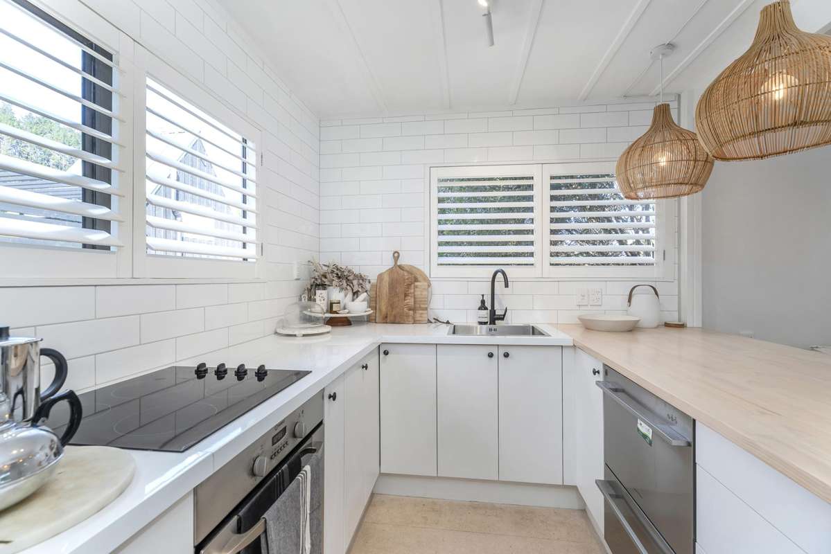 1125 Hikuai Settlement Road_1
