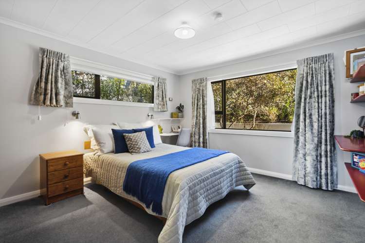 8 Paparata Street Karori_14