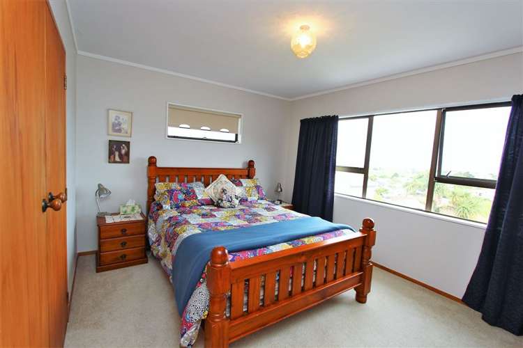 311 Marshall Crescent Thames_8