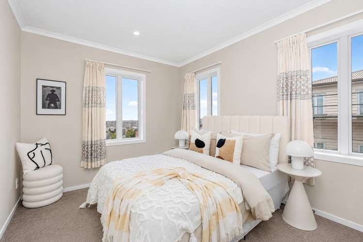 60 Arrowsmith Drive Flat Bush_12