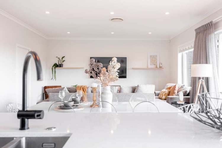 2 Fred White Drive Kumeu_15