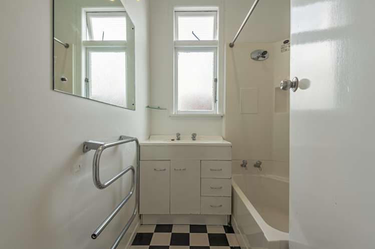 232 Tremaine Avenue Highbury_8