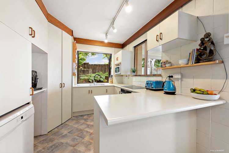 12a Shetland Street Glen Eden_6