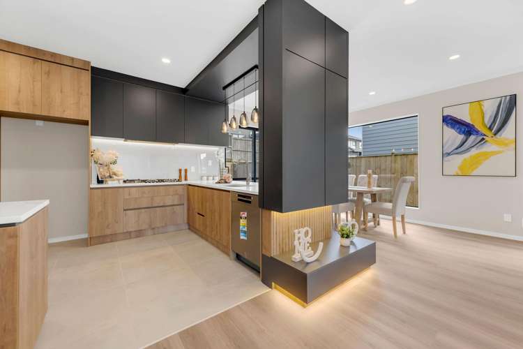 25 Bremner Ridge Street Flat Bush_5
