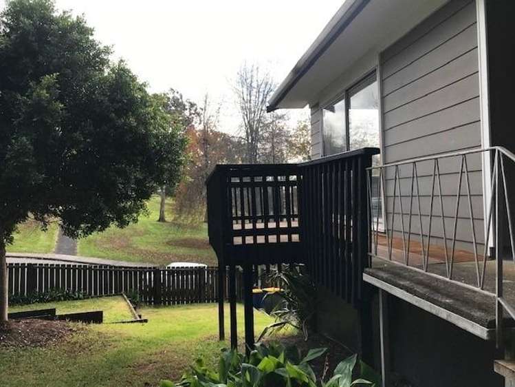 20 Zingaro Place Massey_11