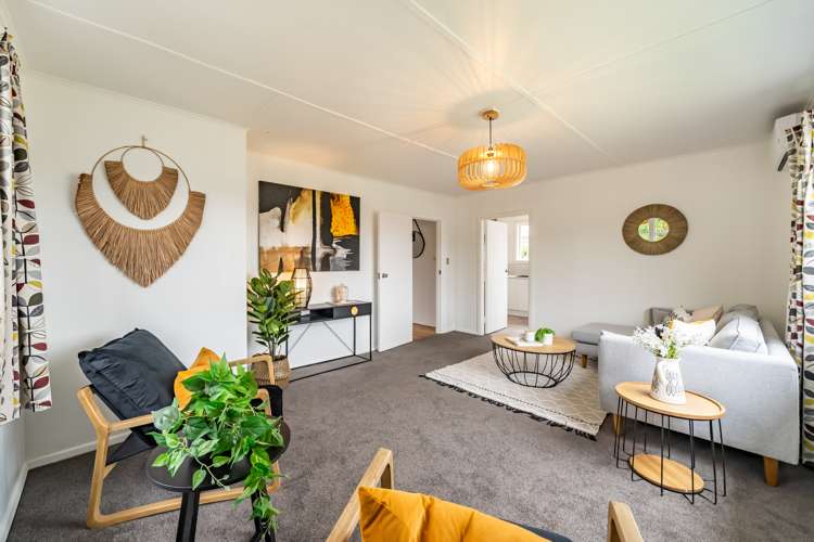 66 Strand Crescent Naenae_5