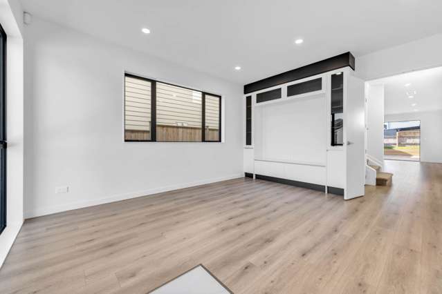 6 Ballyliffin Drive Flat Bush_3