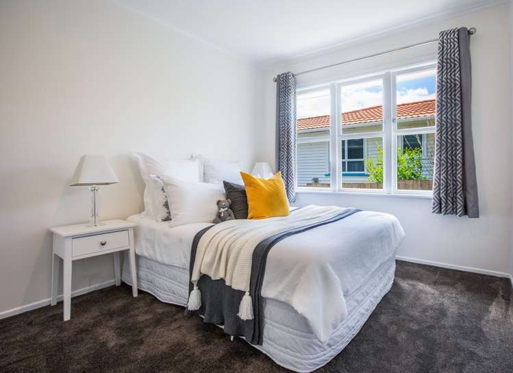 7 Gill Avenue Te Atatu Peninsula_14