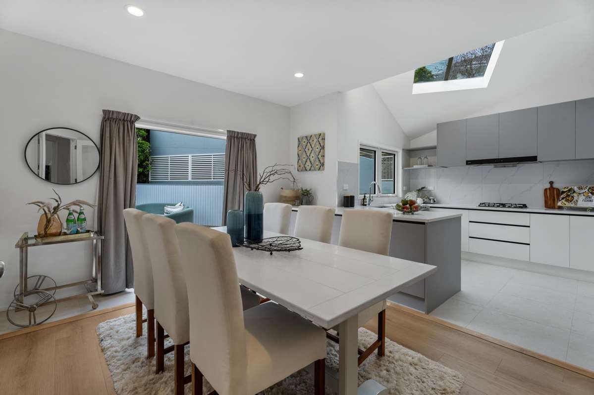 2/193 St Johns Road_1