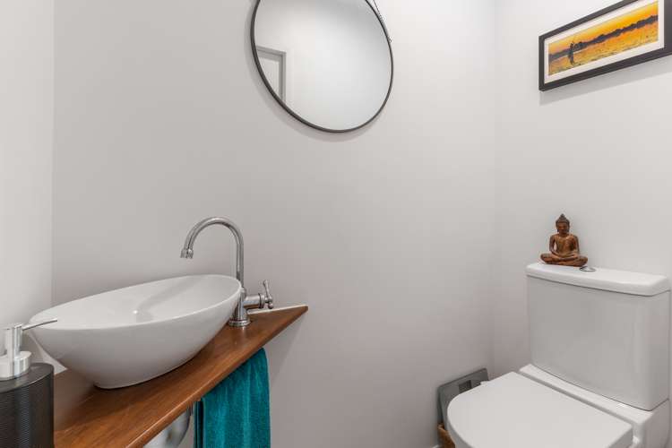 32 Lemnos Place Titirangi_5