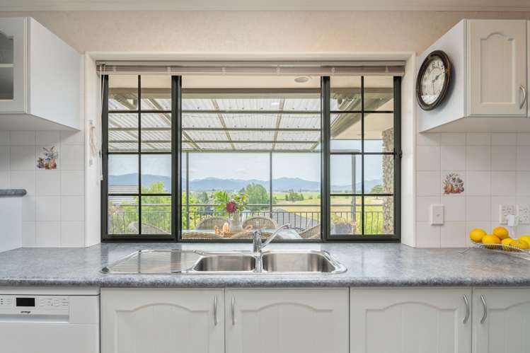 27 Pine Hill Rise Fairhall_15