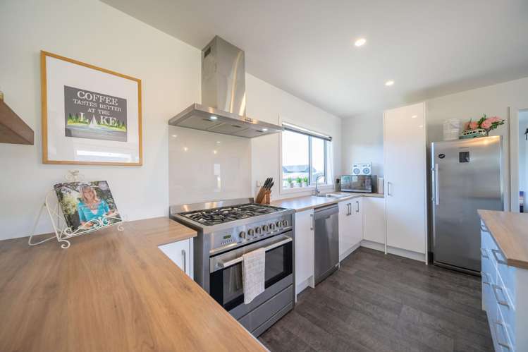 34 Burnby Drive Te Anau_11