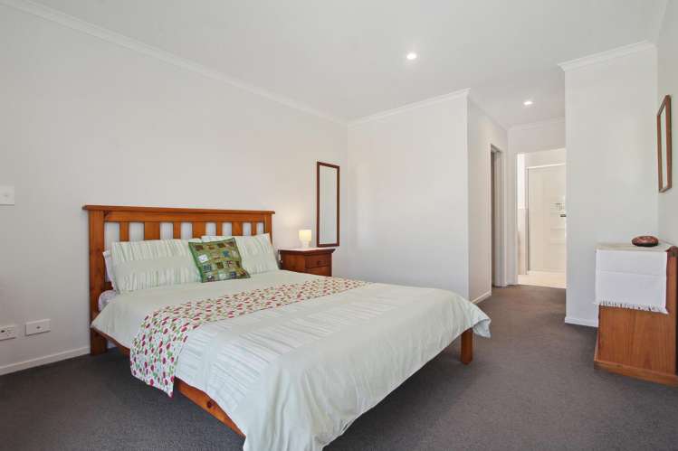 7 Briddock Way Swanson_14